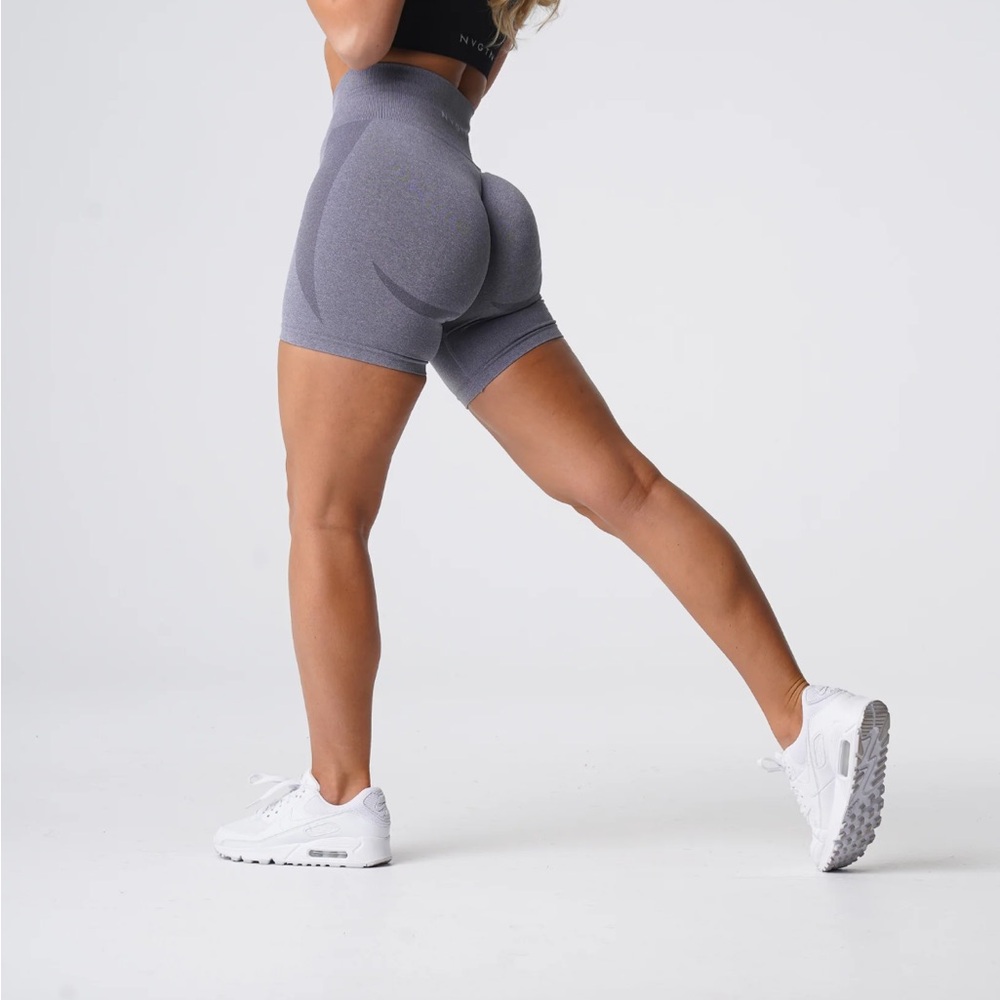 NVGTN grey contour seamless shorts